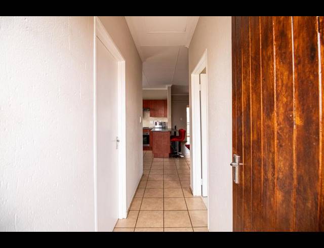 2 BEDROOM PROPERTY TO RENT IN POMONA